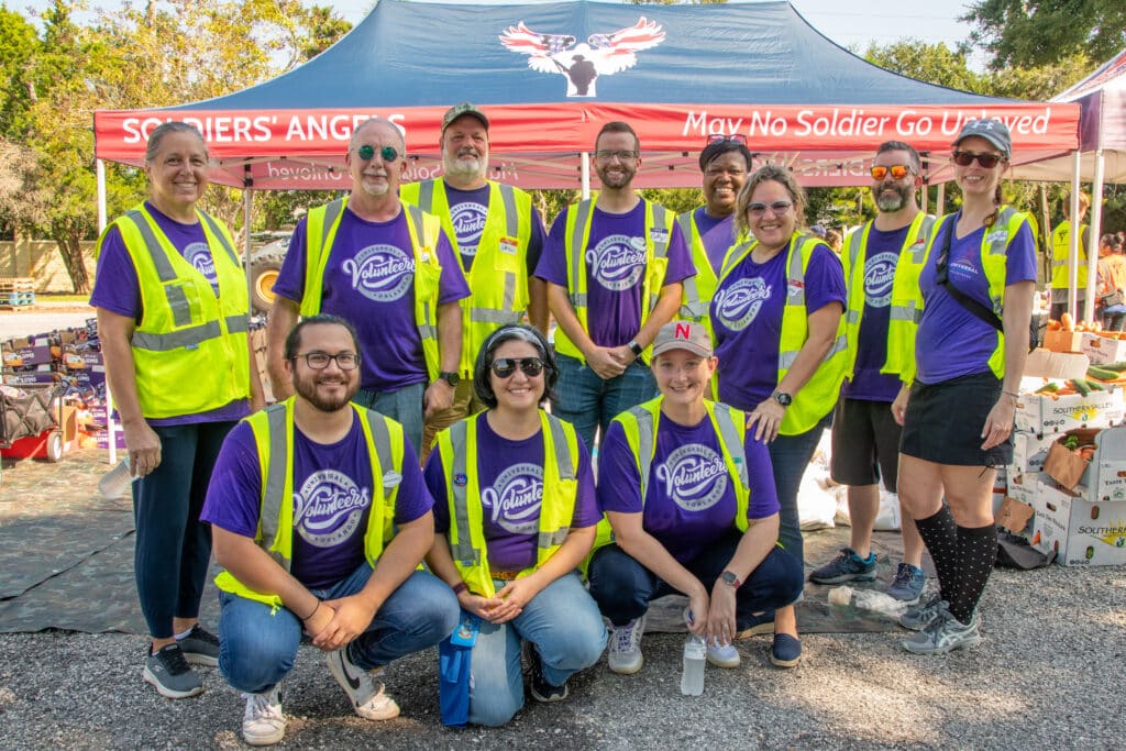 Volunteers from Universal Orlando assisted at a recent food distribution.