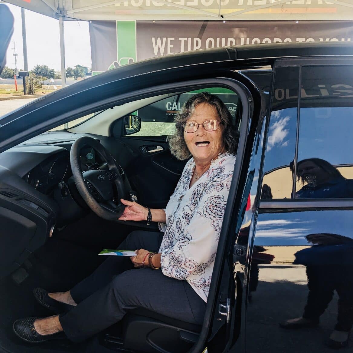 Navy Veteran receives a refurbished car to get to her VA appointments.